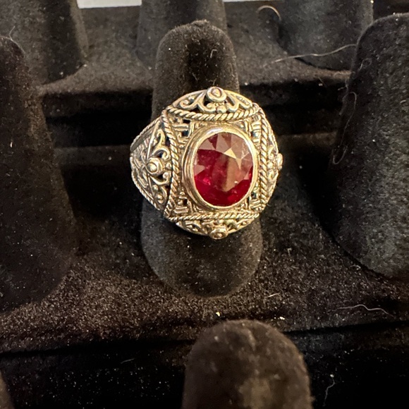 Southern Silver - Picture 7 of 16